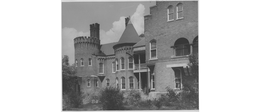 Hundred Oaks Castle in Winchester TN