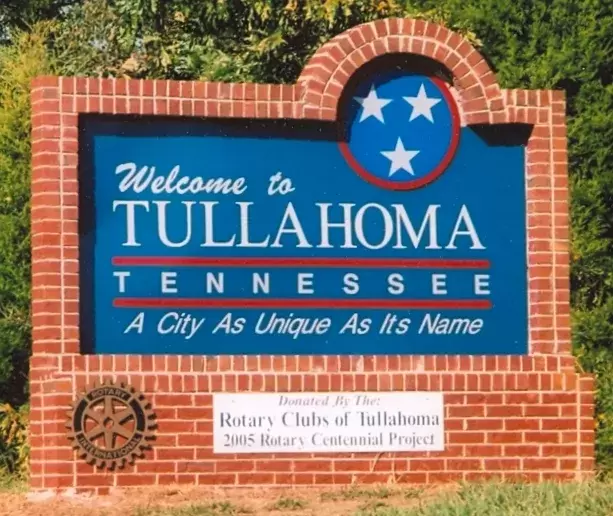 Things to do in Tullahoma TN - welcome sign